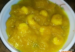 Креветки, тушеные в тыкве