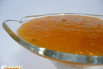 Шаг 3: В тарелку кладем порцию отварного …