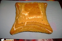 Шаг 8: Коржи смазываем двумя кремами по …