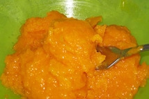 Шаг 5: Ставим готовые мисочки в морозилку. …