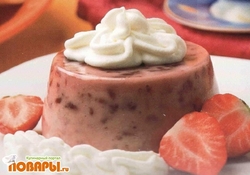 Рецепт: Желе сливочное с клубничным вареньем