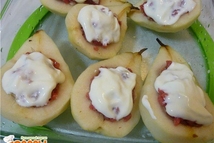 Шаг 2: В каждую грушу - начинку …