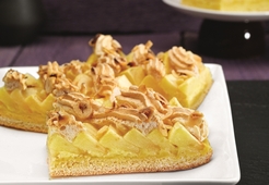 Яблочный пирог с безе