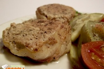 Шаг 2: Овощи вымыть, лук, чеснок и …