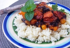 Мясо с сухофруктами