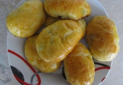 Пирожки с зеленым молодым горошком