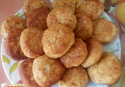 Рецепт: Куриные тефтели с сыром