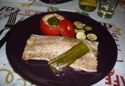 Рыбка на стеблях порея