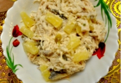 Салат куриный с ананасами (очень питательный)