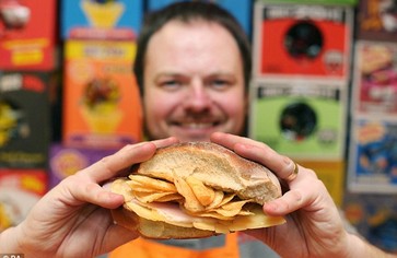 Первый в мире хрустящий бутерброд - любовь с первого укуса!