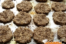 Шаг 2: Масса становится густая и вязкая. …