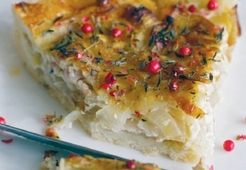 Пирог с креветками и куркумой