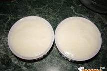 Шаг 4: В это время, варим густой …