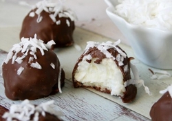 Рецепт: Кокосовые конфеты