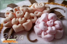 Шаг 4: Сверху я покрыла тортик мармышковой …